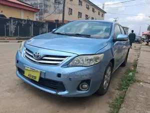 Toyota Corolla 2012 Blue