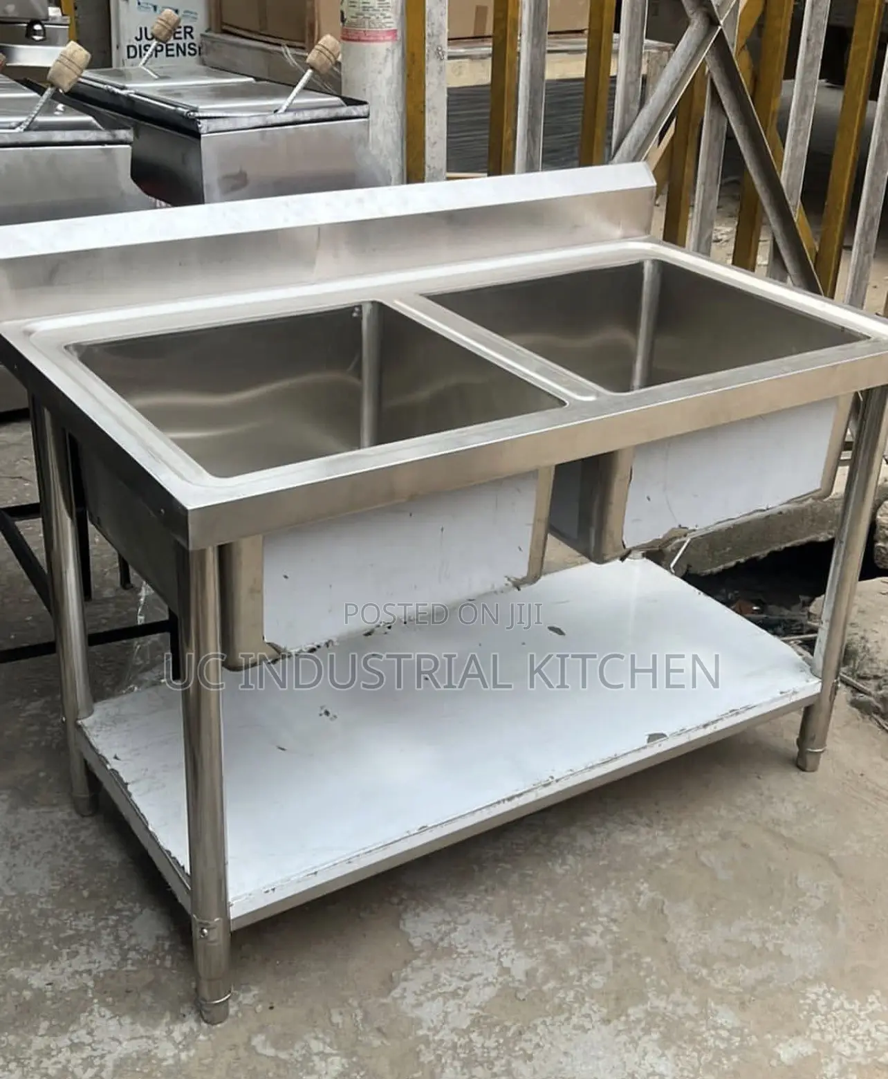 Double Sink Washing Hand Basin