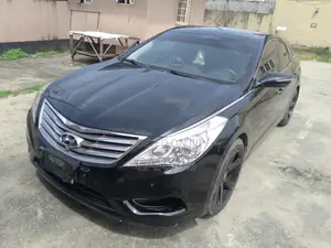 Hyundai Grandeur 2012 Black