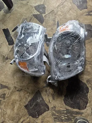 Headlamp Tacoma 207/209