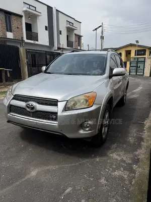 Toyota RAV4 3.5 Limited 4x4 2012 Silver