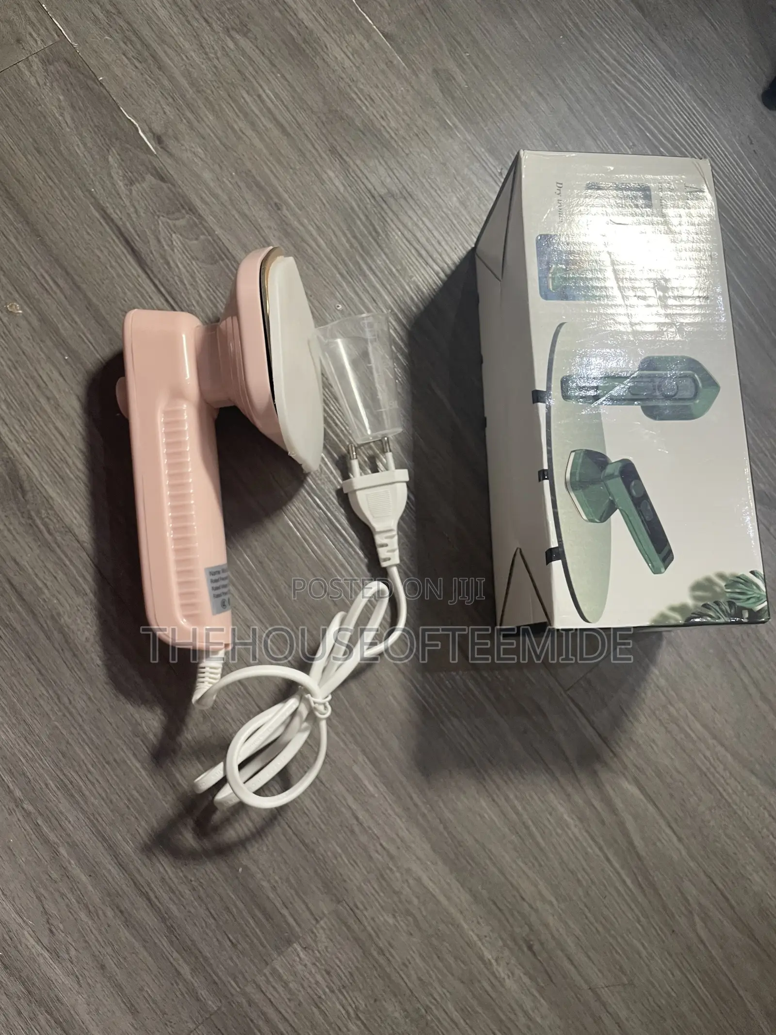 Steam Iron for Clothes