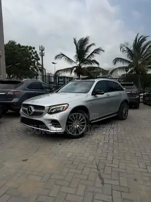 Mercedes-Benz GLC-Class 2018 Silver