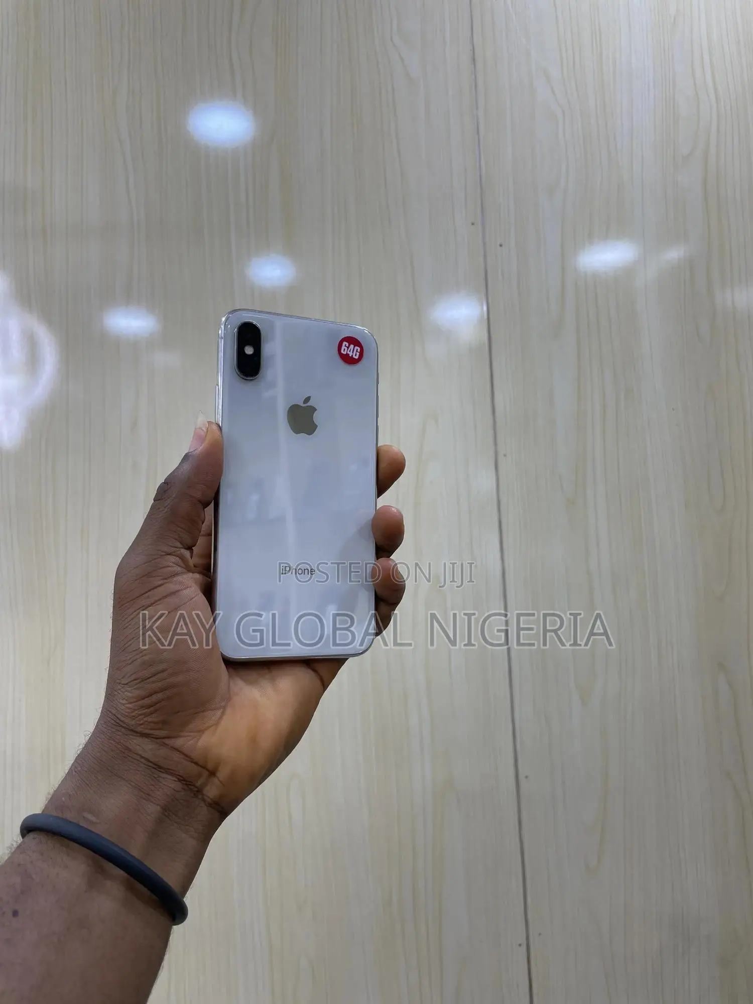 Apple iPhone X 64 GB White