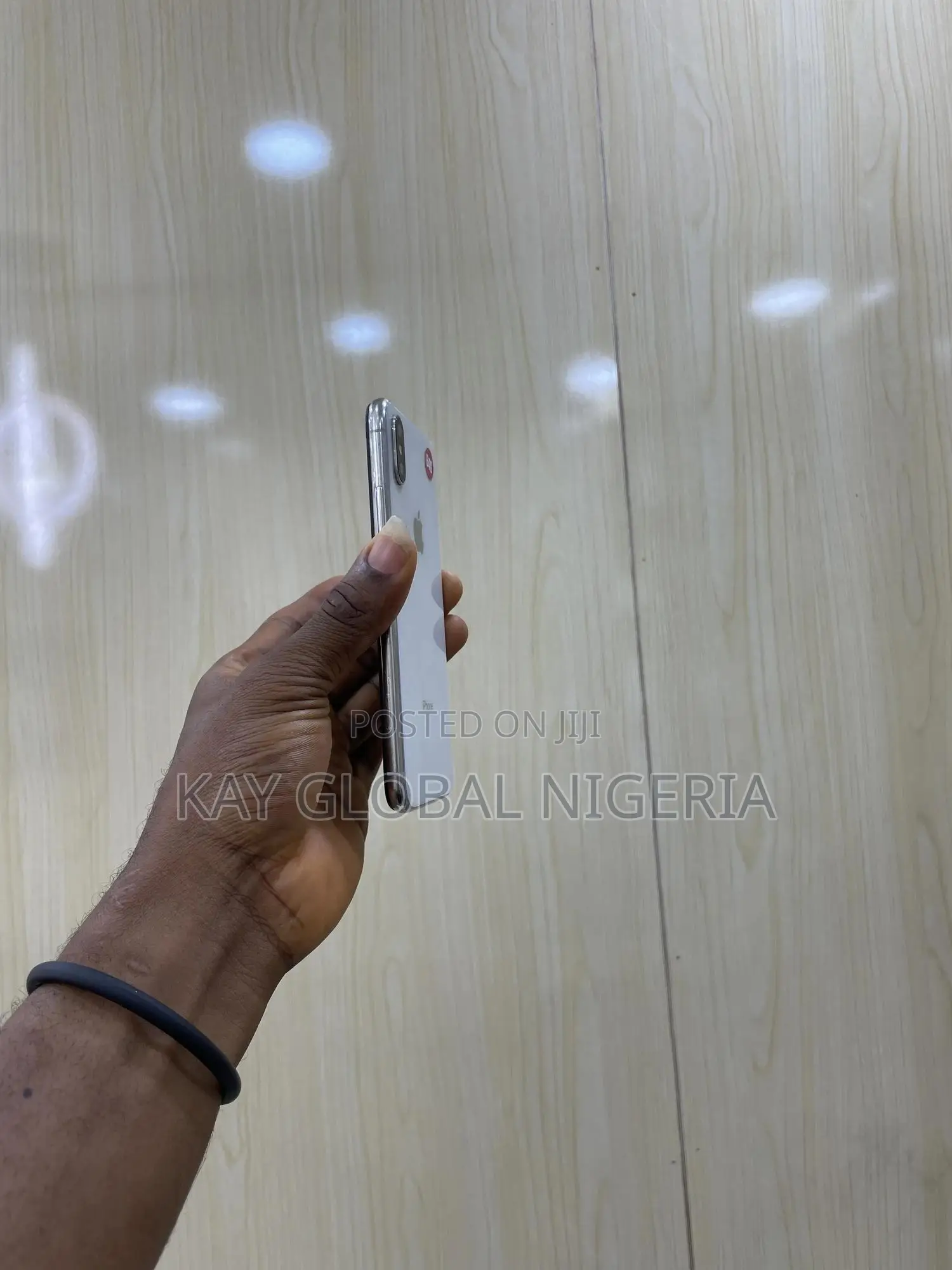 Apple iPhone X 64 GB White