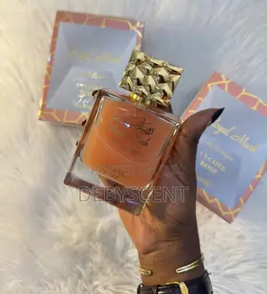 Royal Oud Perfume
