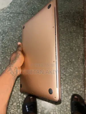 Laptop Apple MacBook 8GB Apple M1 SSD 256GB