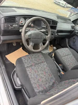 Volkswagen Golf 1.6 1997 Silver