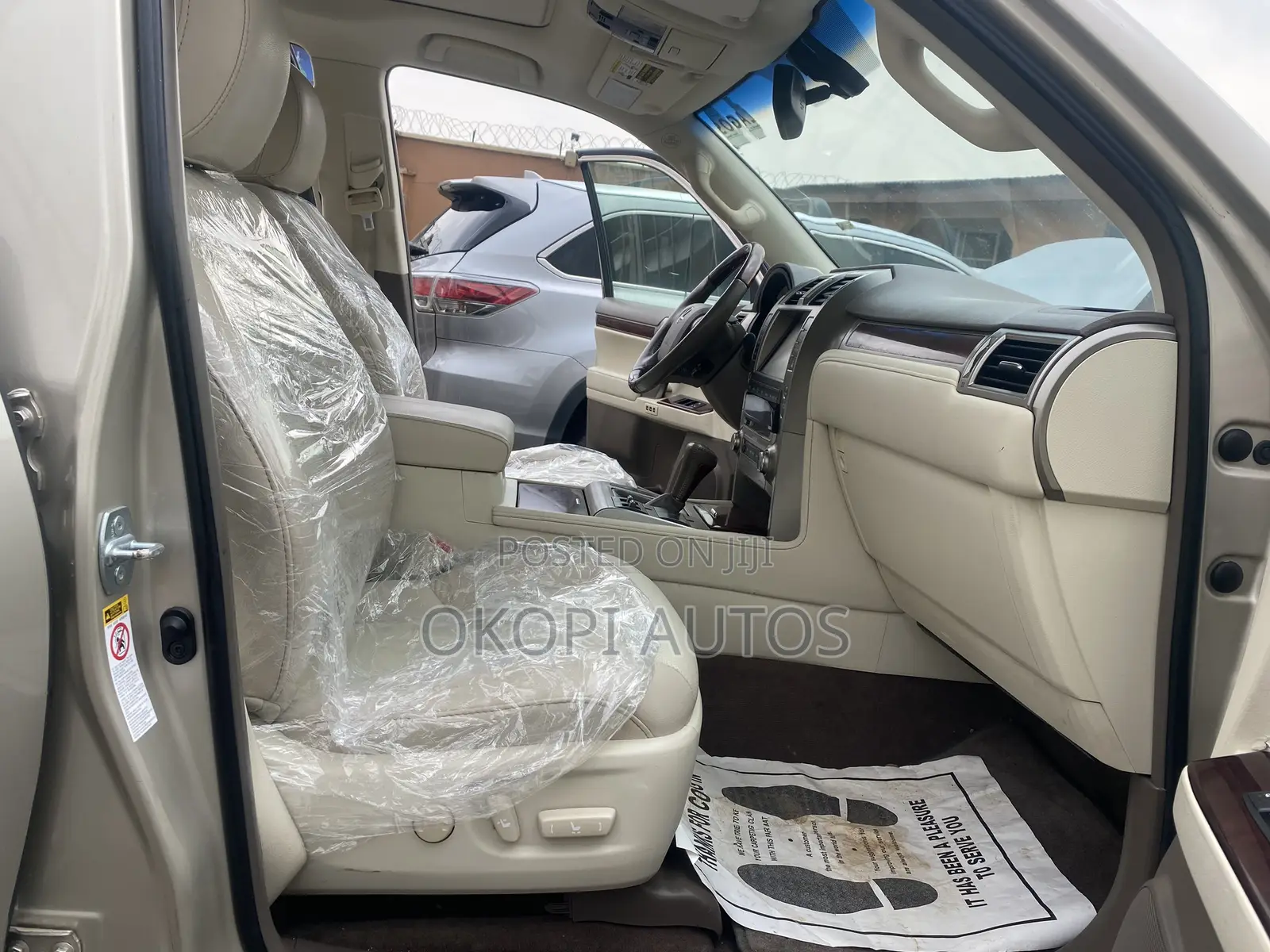 Lexus GX 2015 Gold