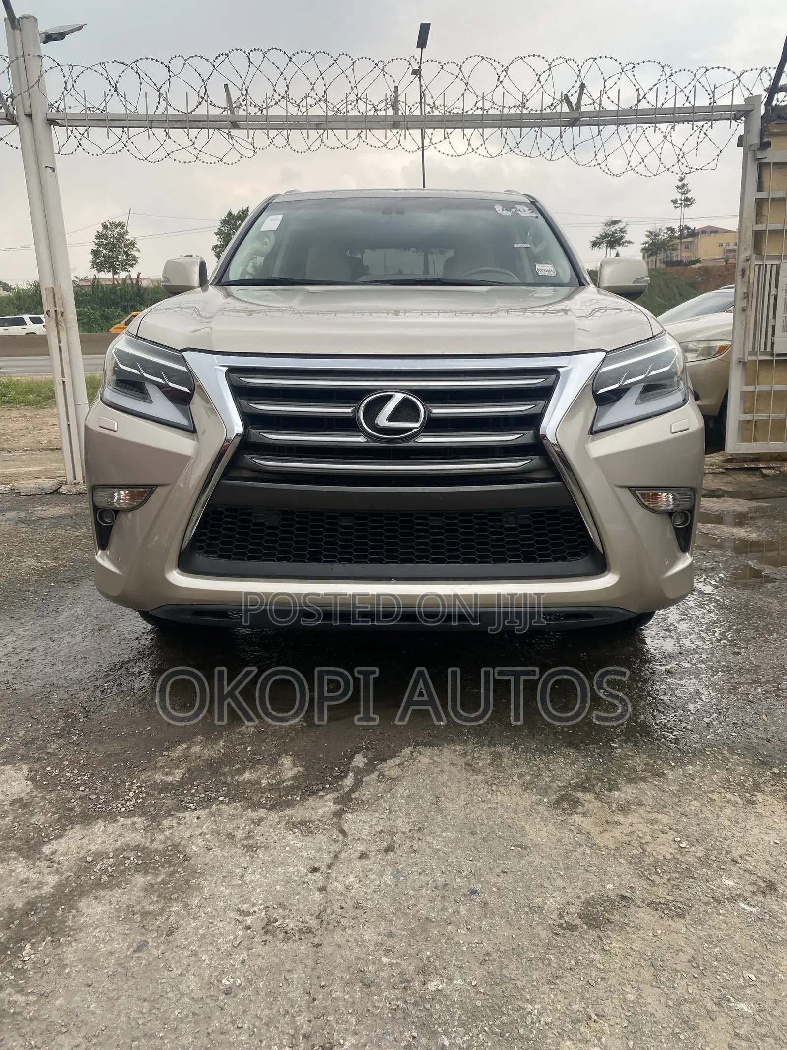 Lexus GX 2015 Gold