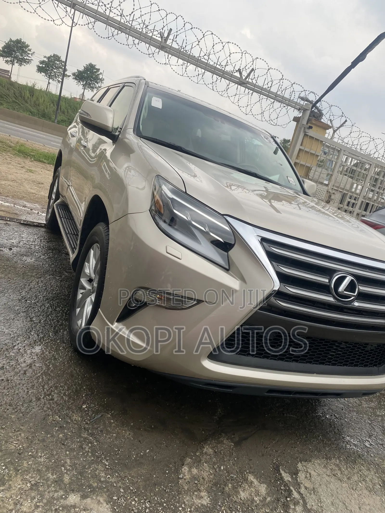 Lexus GX 2015 Gold