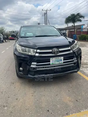 Toyota Highlander Limited 4x2 V6 (3.5L 6cyl 8A) 2018