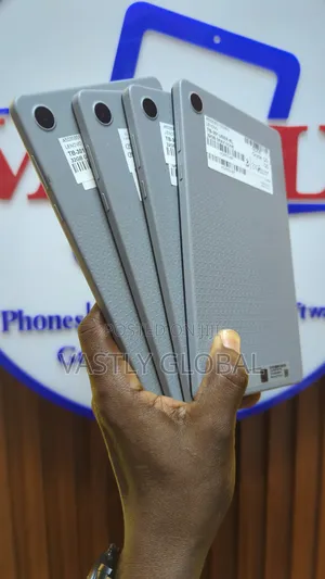 Lenovo Tab 32 GB Gray