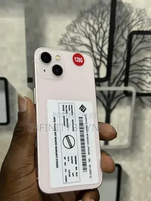 Apple iPhone 13 128 GB Pink
