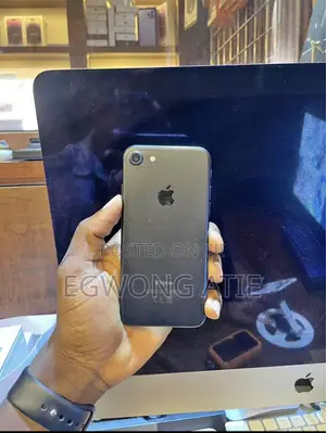 Apple iPhone 7 32 GB Black
