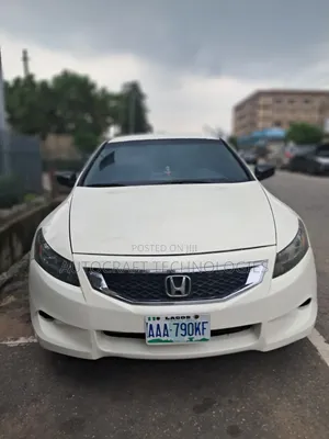 Honda Accord 2010 White