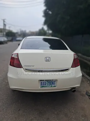 Honda Accord 2010 White