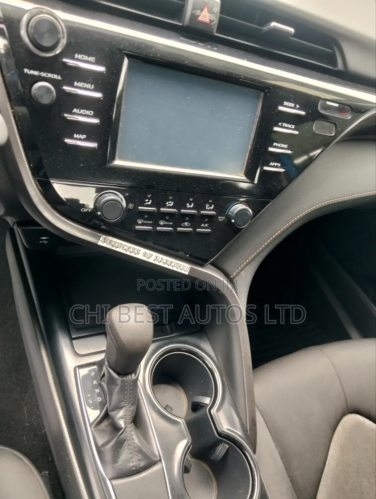 Toyota Camry L (2.5L 4cyl 8A) 2019 Blue