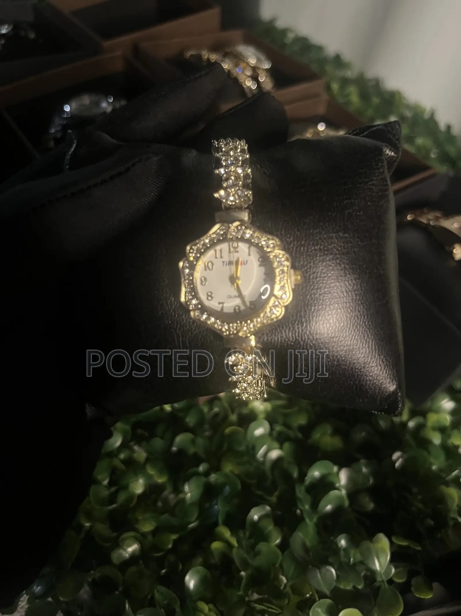 Single Chain Wristwatch