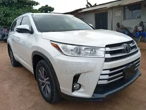 Toyota Highlander XLE 2017 White