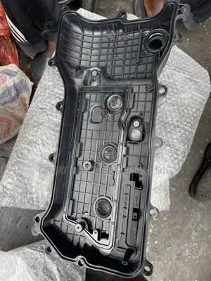 Engine Top Plastic Cover 2tr