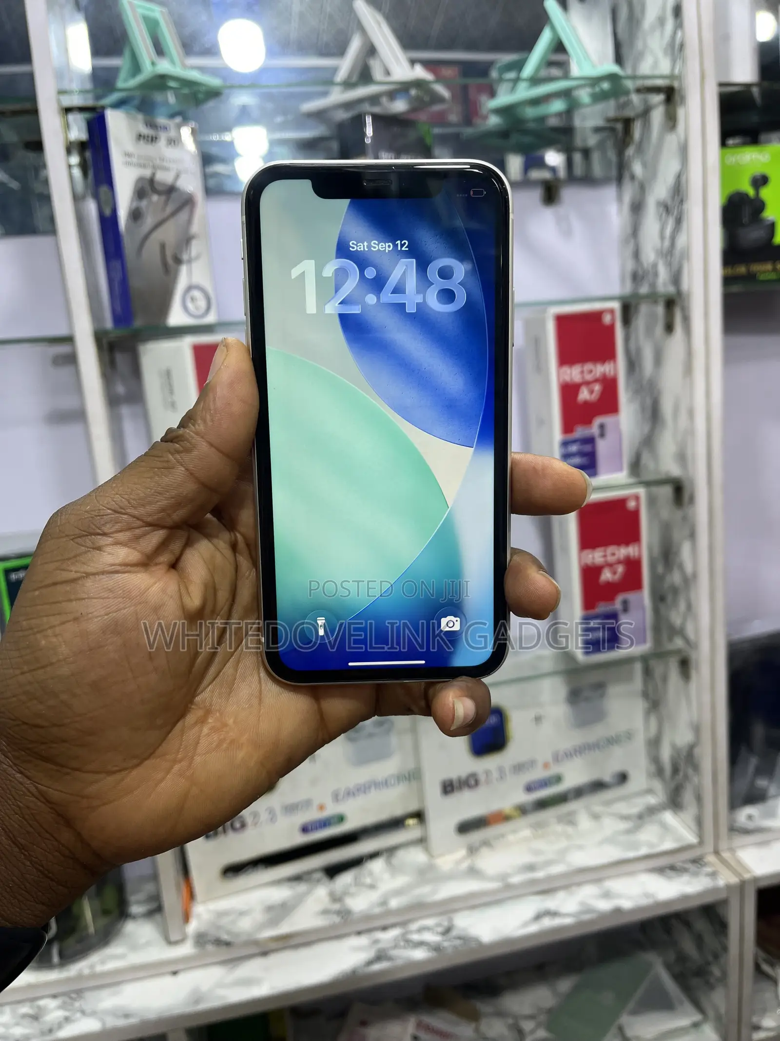 Apple iPhone 11 64 GB White