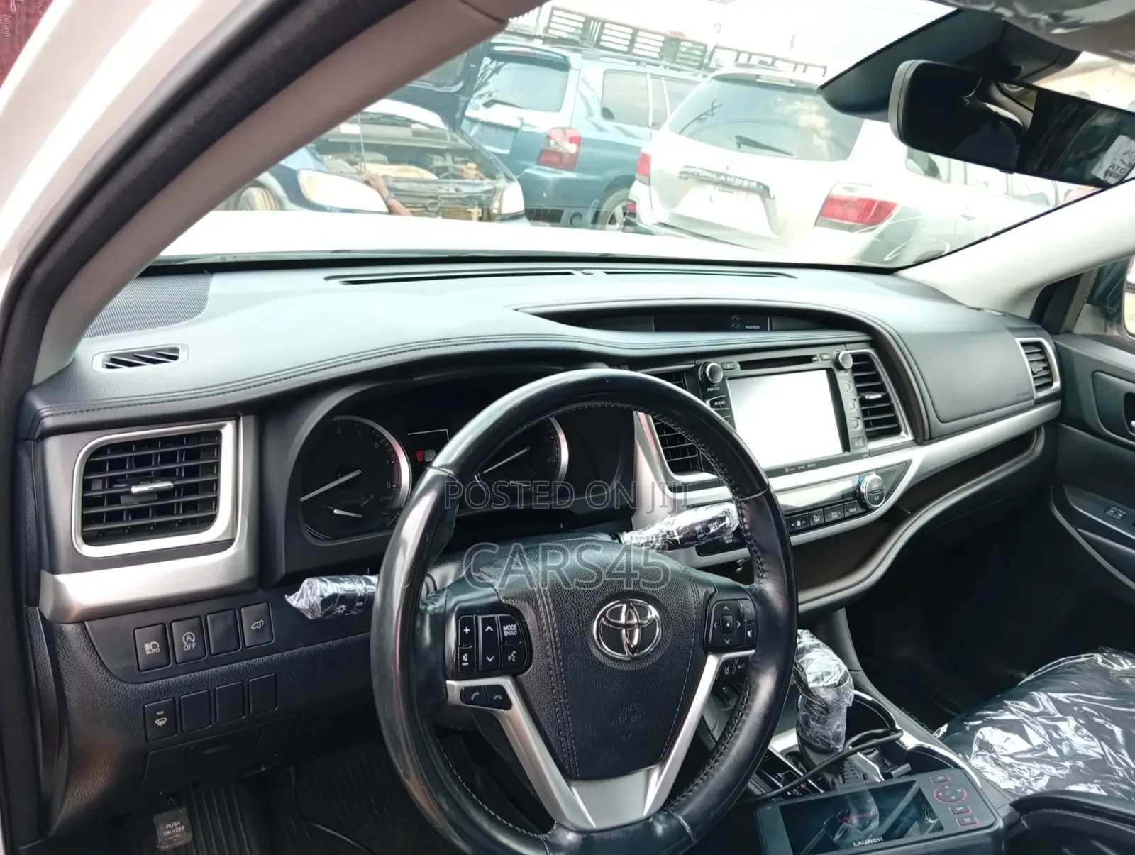 Toyota Highlander XLE 2017 White