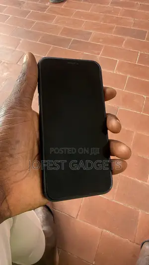 Apple iPhone XR 64 GB Black