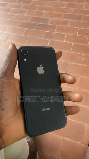 Apple iPhone XR 64 GB Black