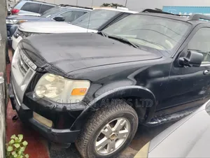 Ford Sport Trac 2007 Black