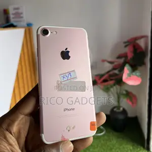 Apple iPhone 7 32 GB Pink