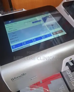F114 Immunoassay Analyzer