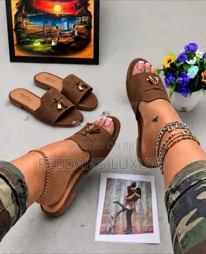 Women’s Classy Slippers