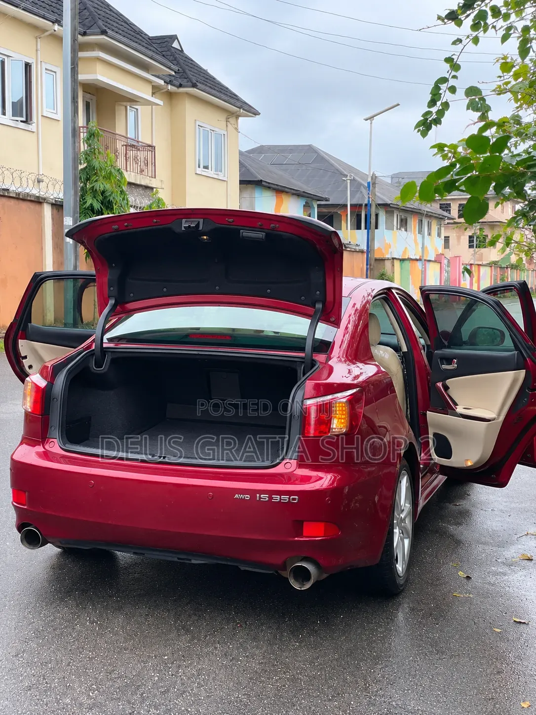 Lexus IS 2011 Red