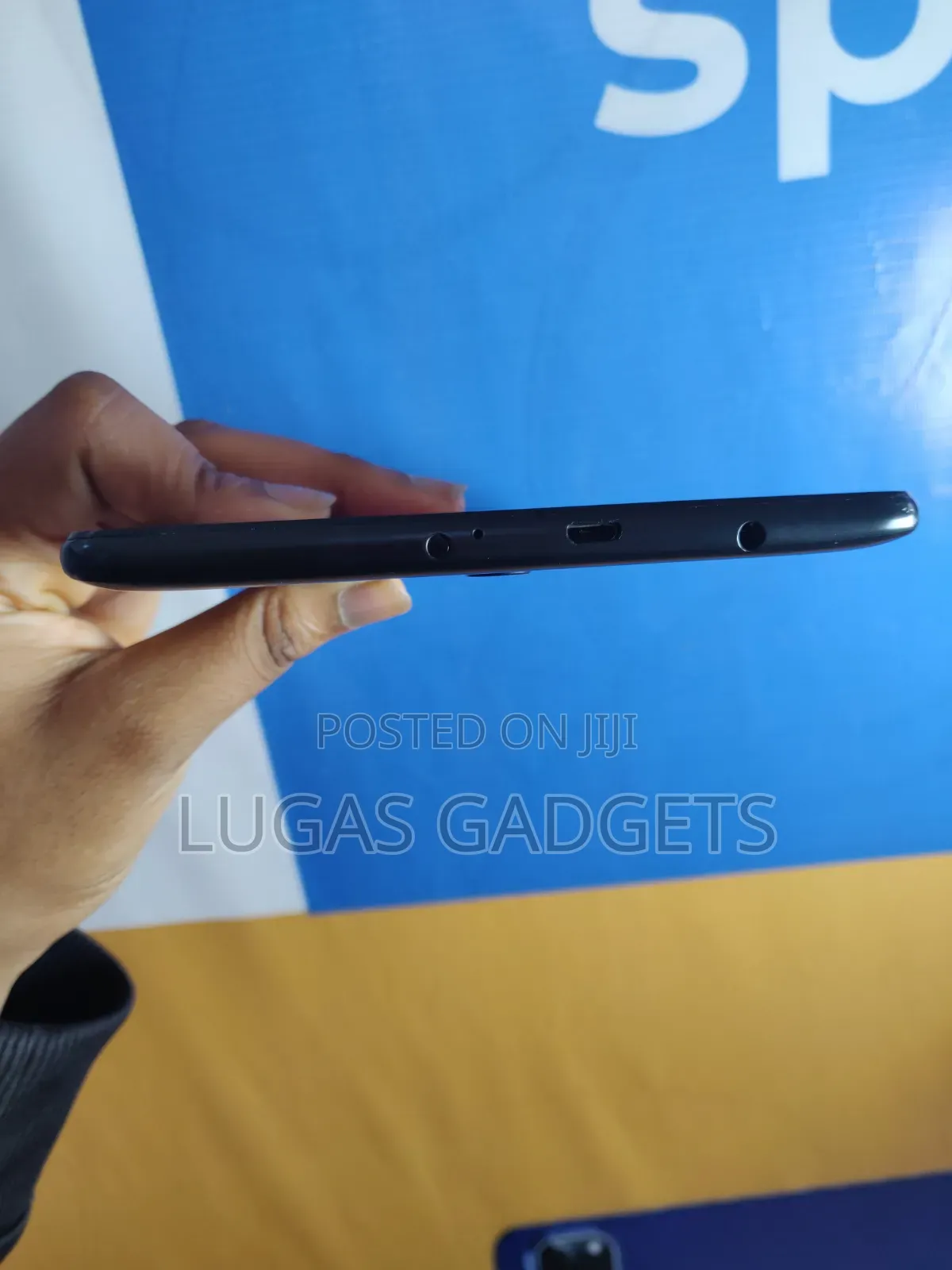 Alcatel 3T 8 16 GB Black