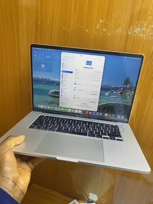 Laptop Apple MacBook Pro 2019 16GB Intel Core i7 SSD 512GB