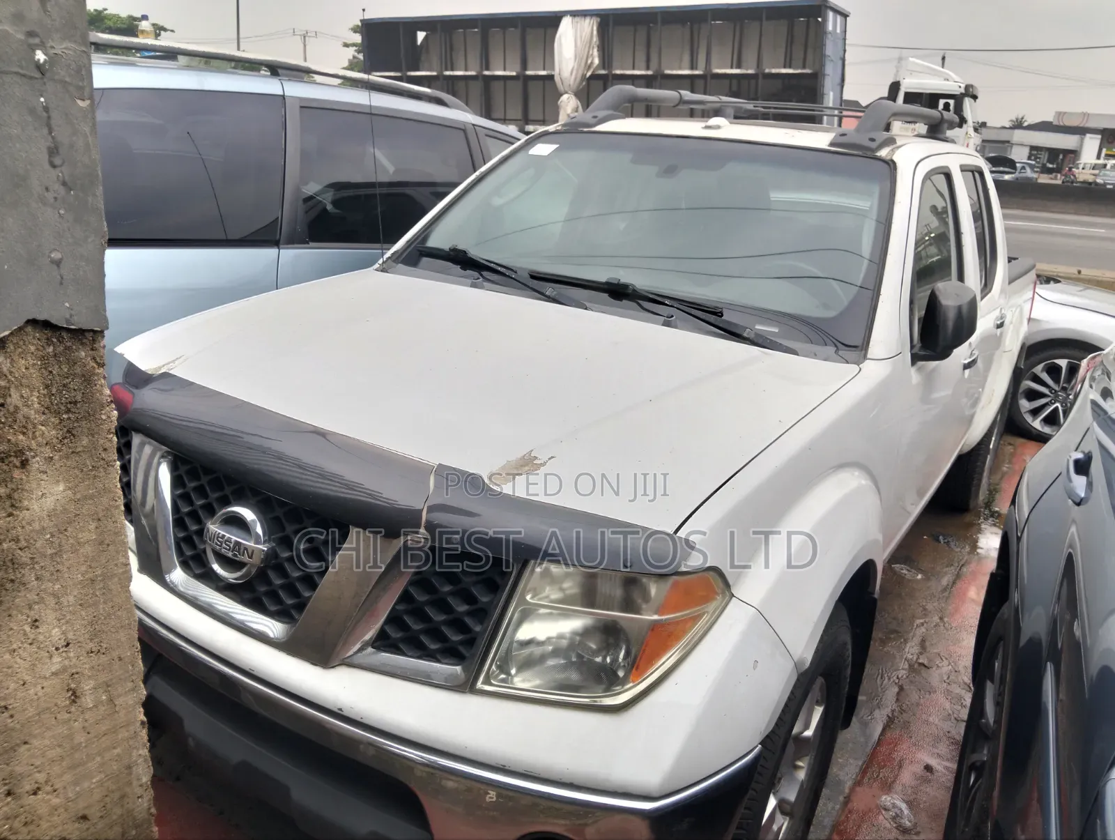 Nissan Frontier 2009 White