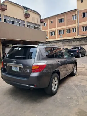 Toyota Highlander 2008 Gray