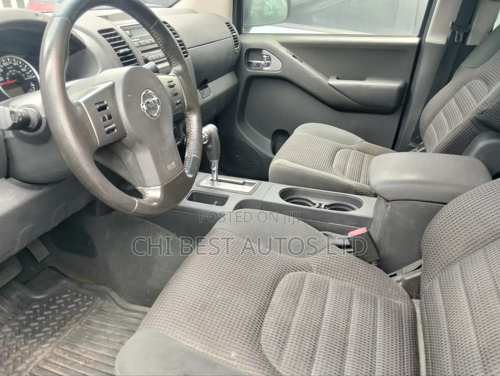 Nissan Frontier 2009 White