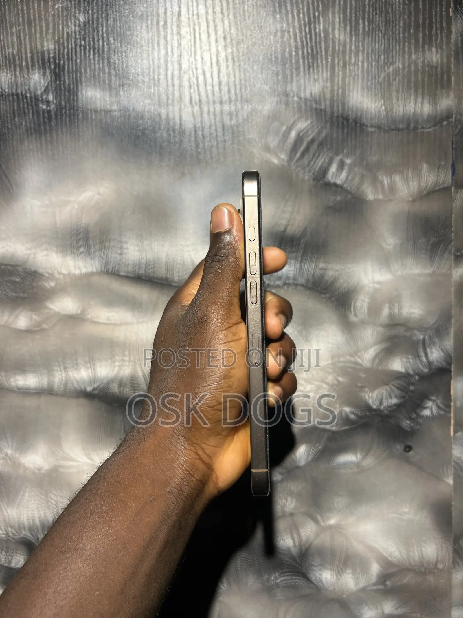 Apple iPhone 16 Pro Max 256 GB Gold