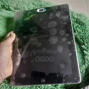 Apple iPad 3 Wi-Fi 64 GB Silver