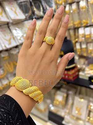 Macbecca's Collections
