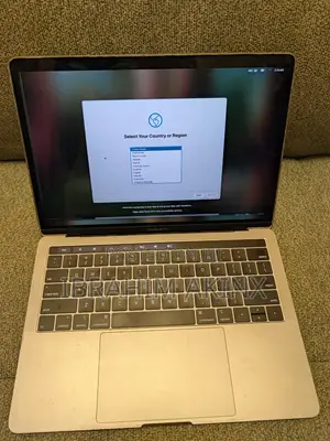 Laptop Apple MacBook Pro 2018 8GB Intel Core i5 SSD 512GB