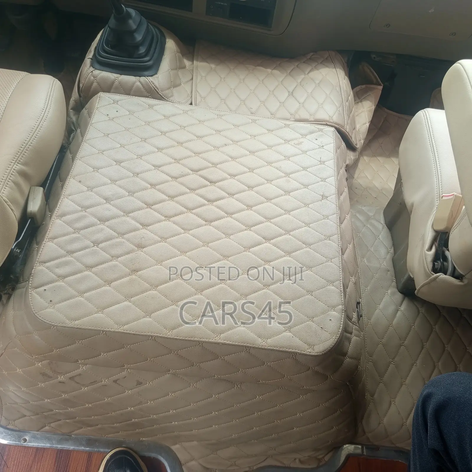 Toyota Coaster 2015 Gold