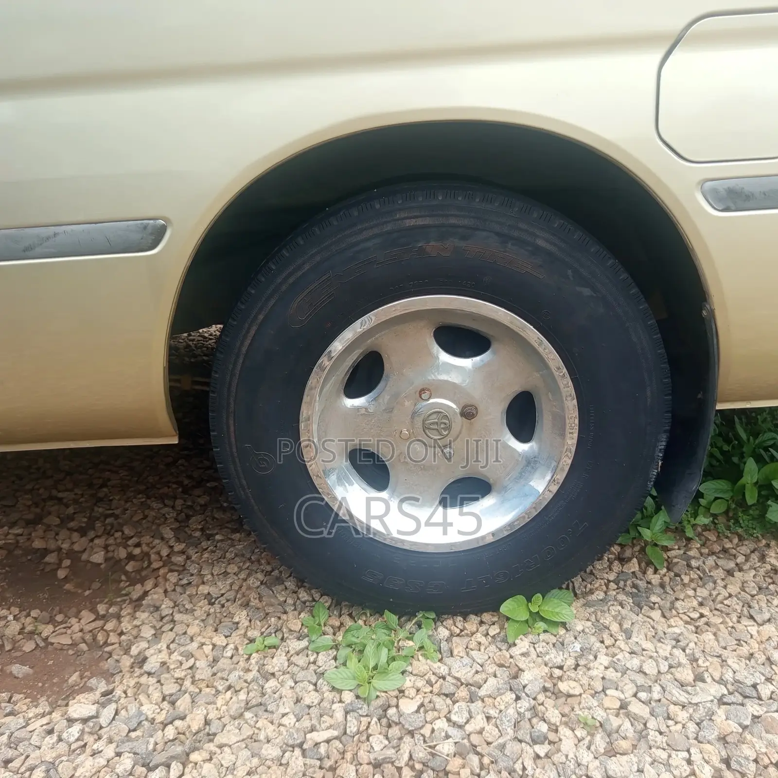 Toyota Coaster 2015 Gold