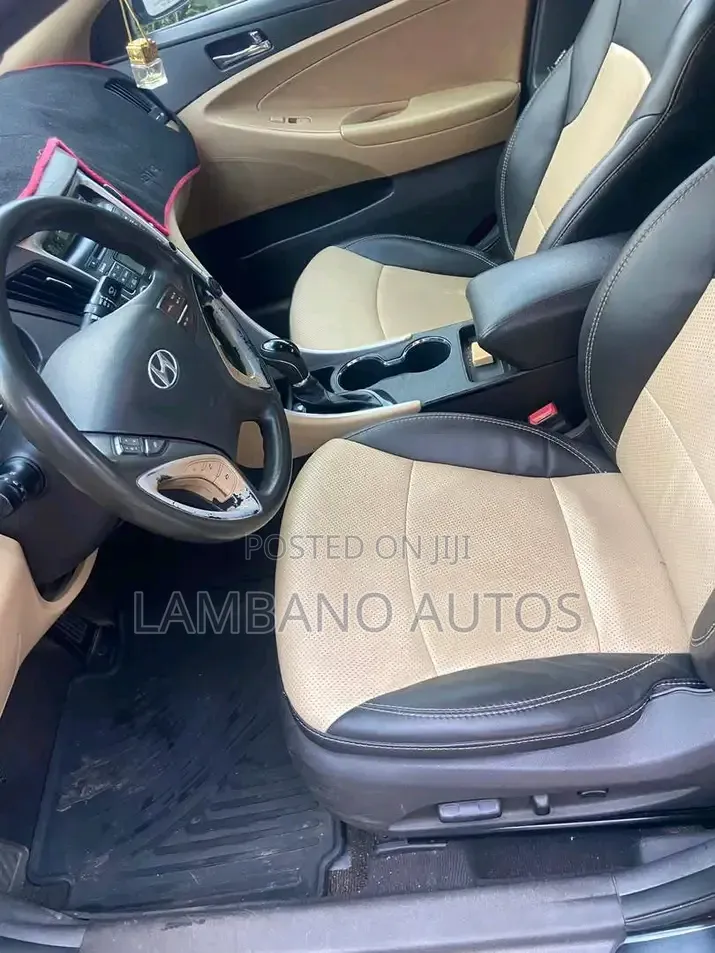 Hyundai Sonata 2012 Black