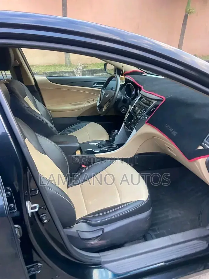 Hyundai Sonata 2012 Black