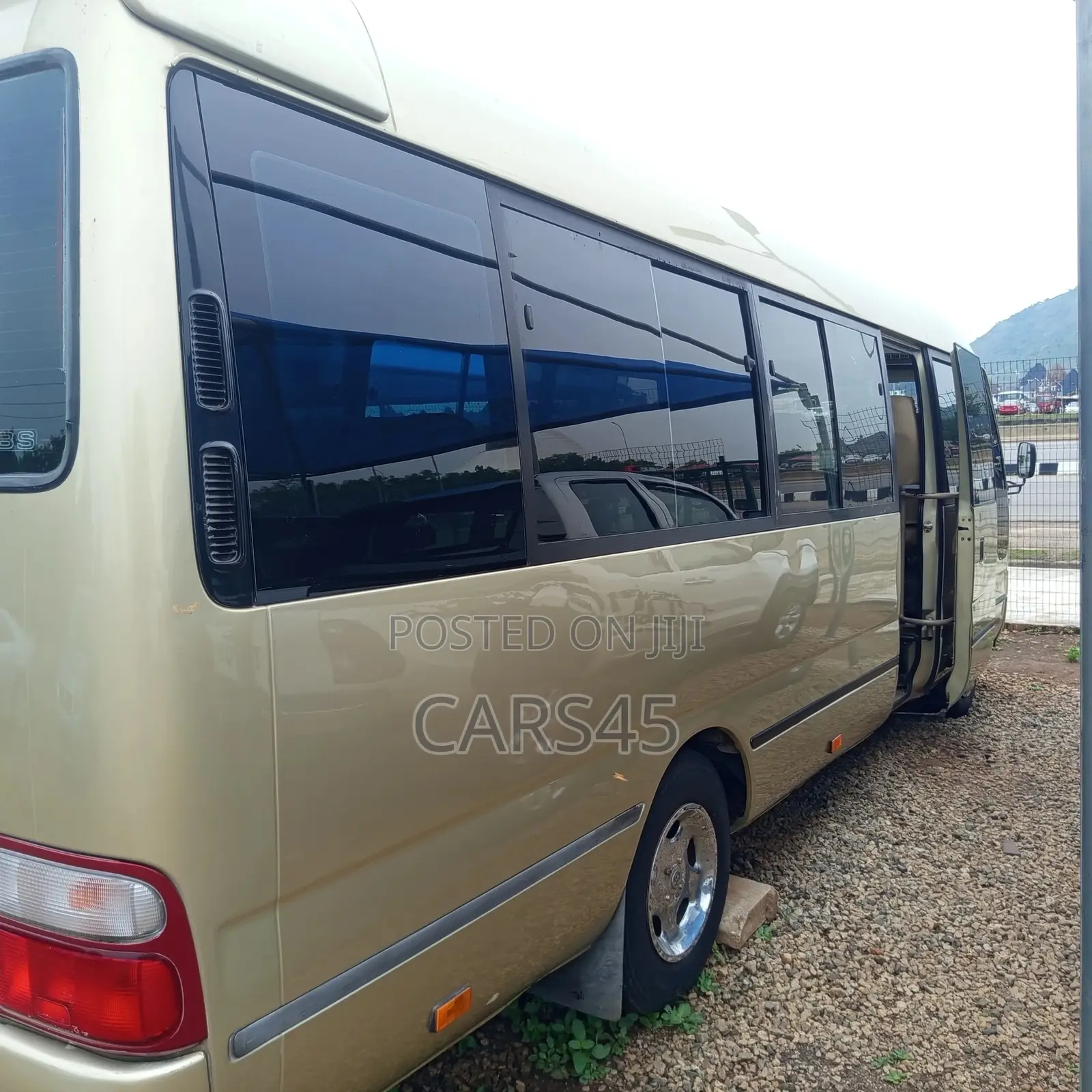 Toyota Coaster 2015 Gold