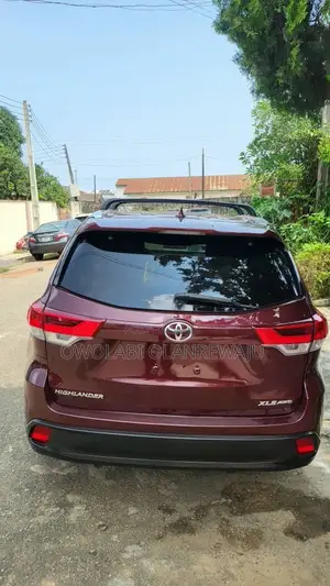 Toyota Highlander 2015 Burgundy