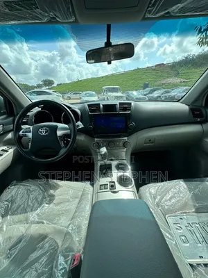 Toyota Highlander SE 2011 Gray